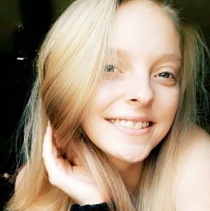 Meet your Posher, Deanna